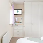 New Modern And Quiet 2bed House By Fabaccommodation בריסטול
