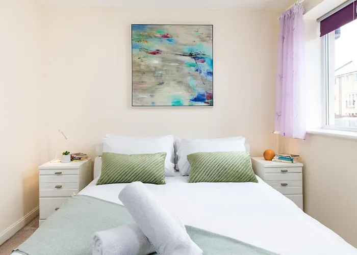 New Modern And Quiet 2bed House By Fabaccommodation * Bristol